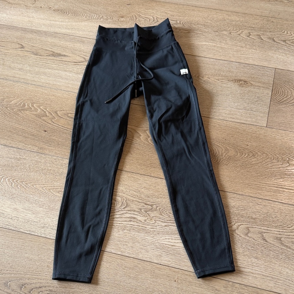 Sleek Black Women's Leggings